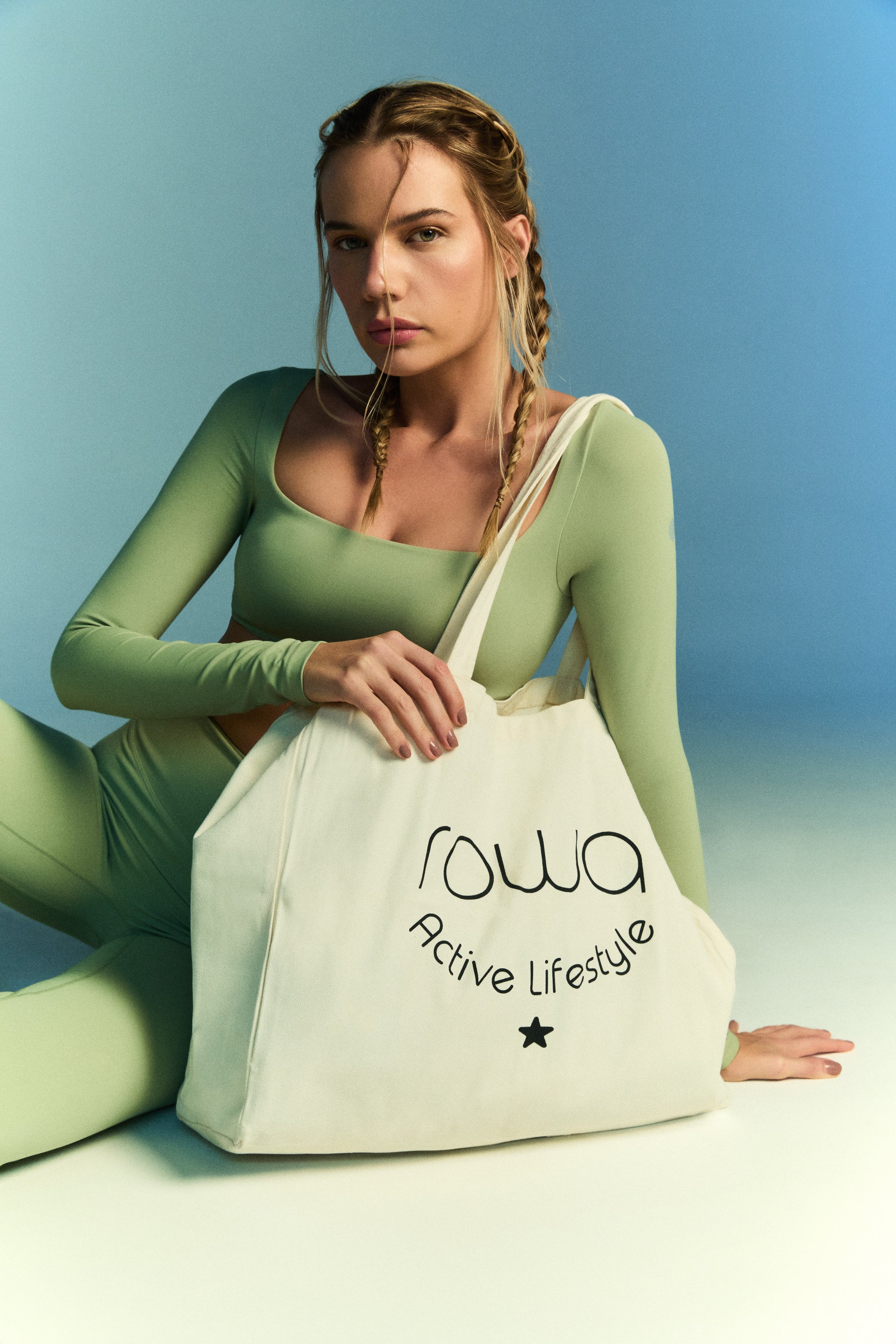 Cropped De Manga Longa Star - Oliva