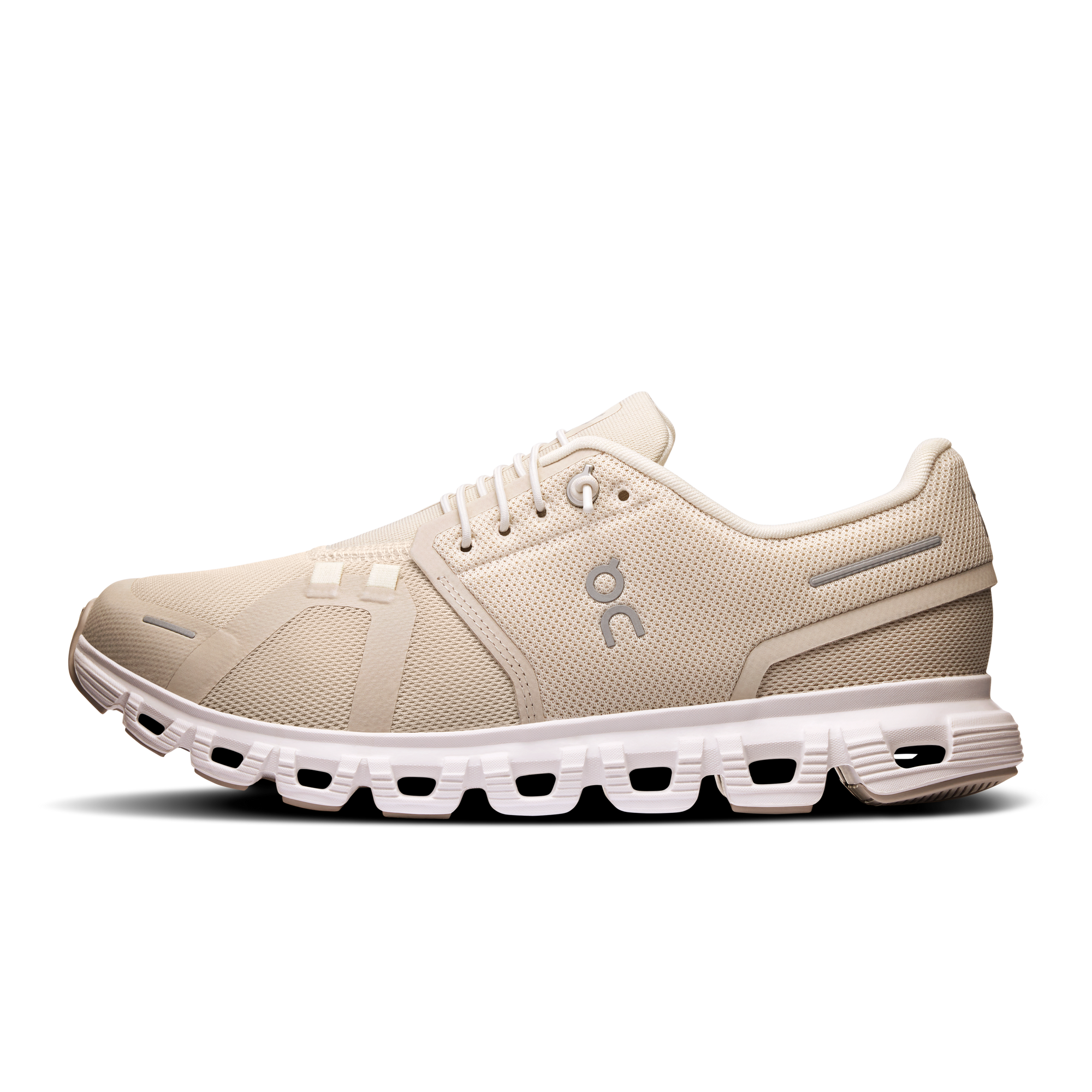 On Running Cloud 6 Feminino Pearl | White