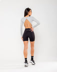 Cropped de Manga Longa Aura - Cinza Claro