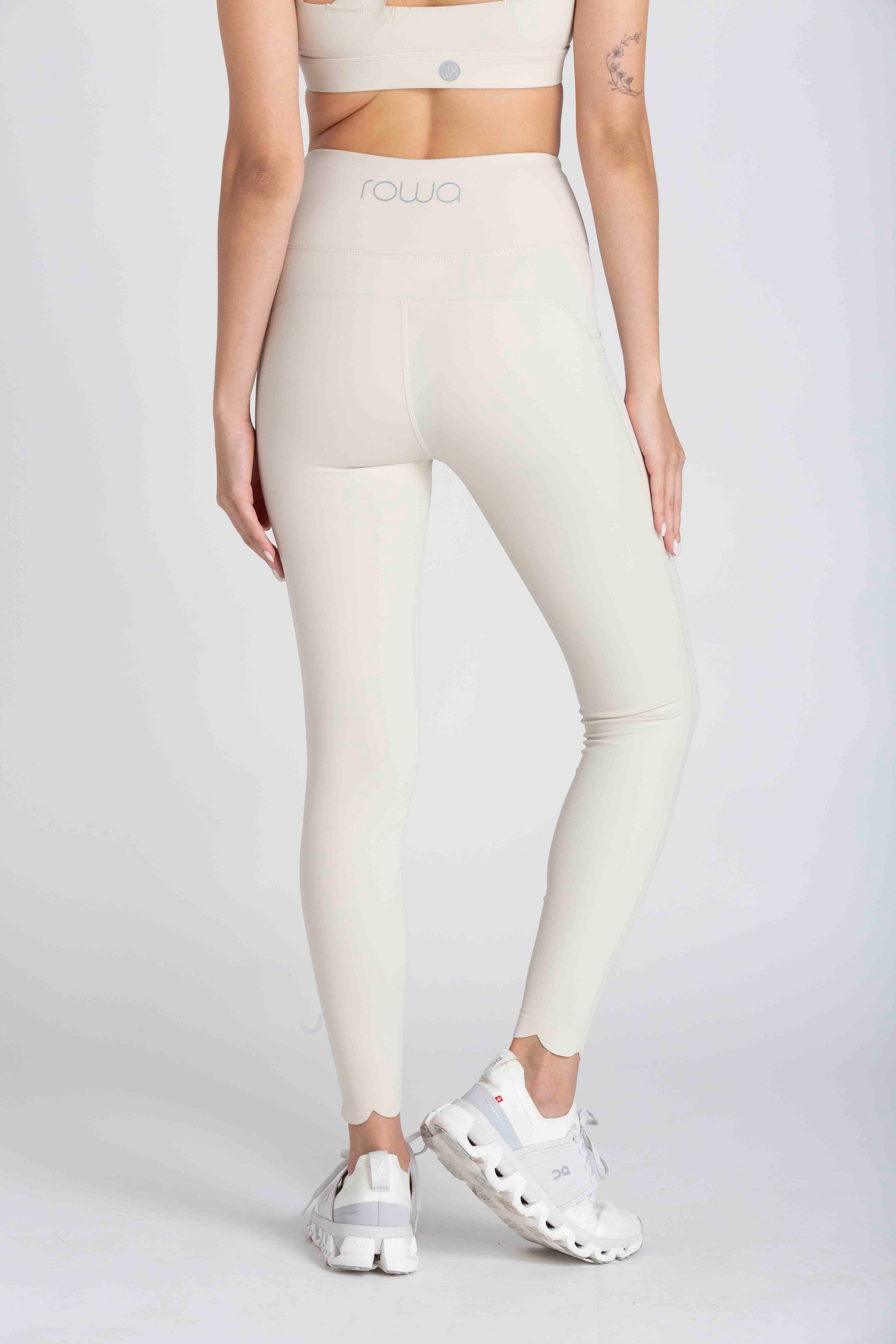 HEART LEGGINGS WITH SIDE POCKET - OFF-WHITE