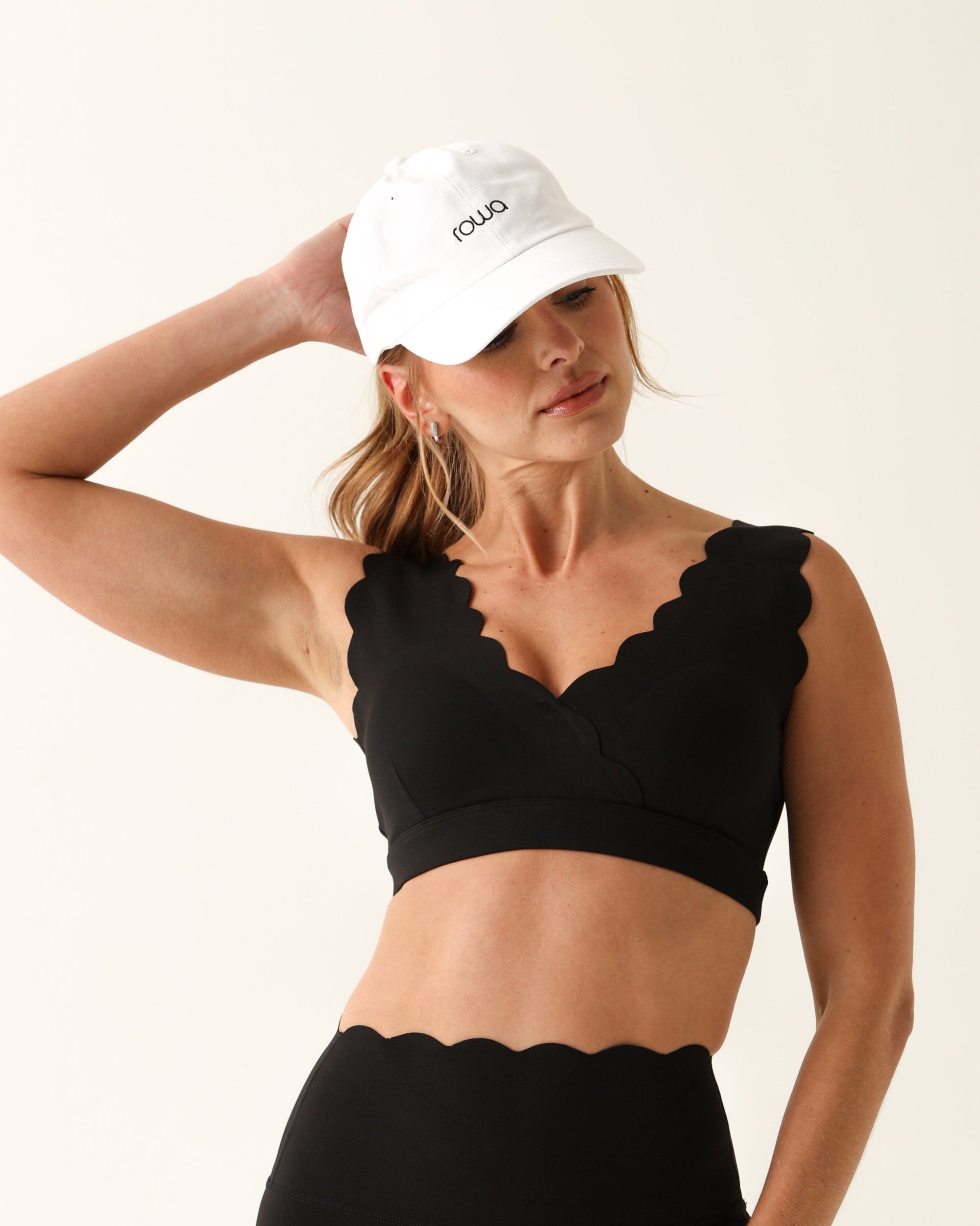 Top Heart V-Cut - Preto ROWA STORE DI7