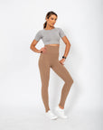 Cropped Lu com abertura nas costas - Cinza