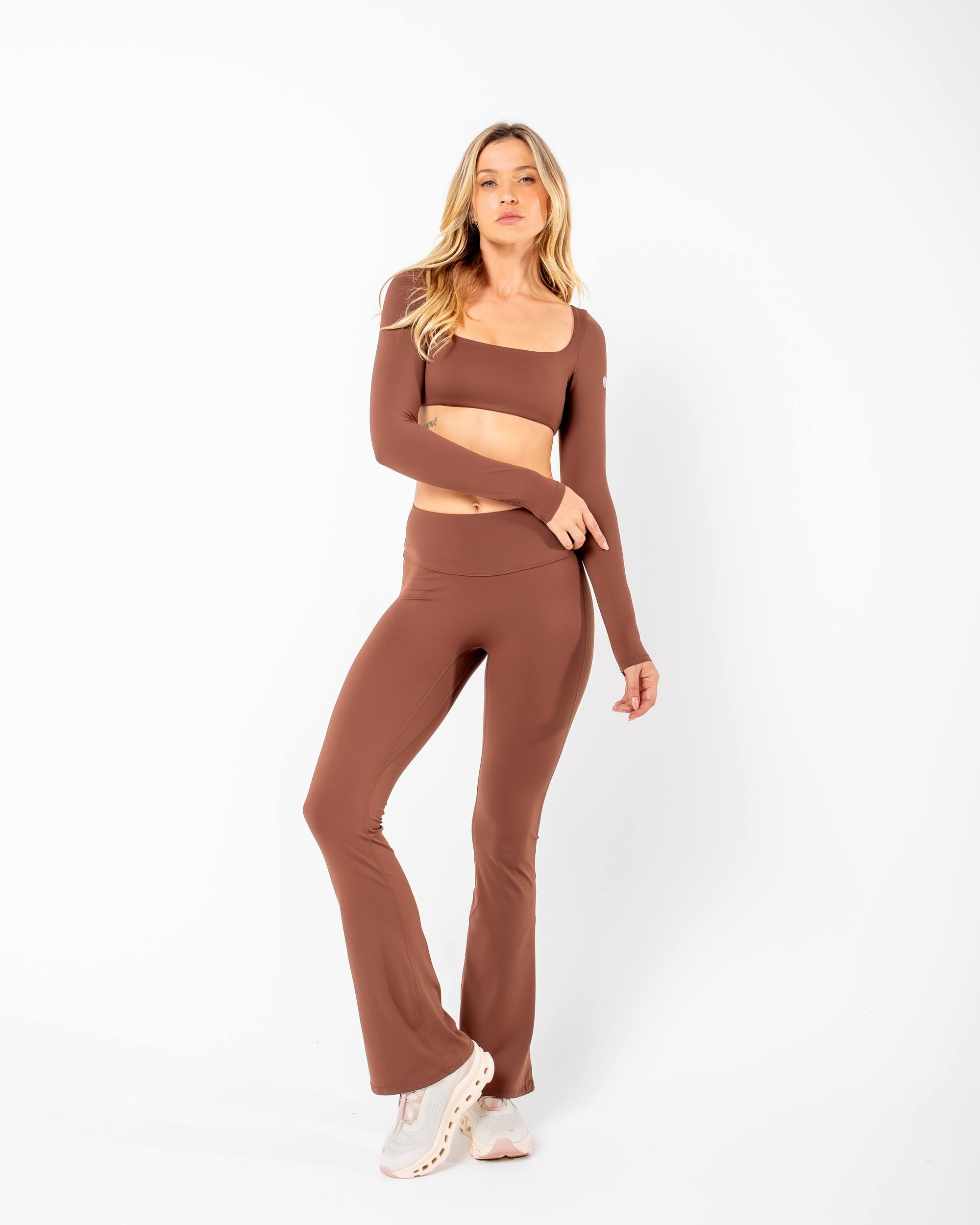 Cropped De Manga Longa Star - Marrom