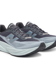 Tênis New Balance FuelCell Rebel V5 Masculino - Grafite | Azul Claro