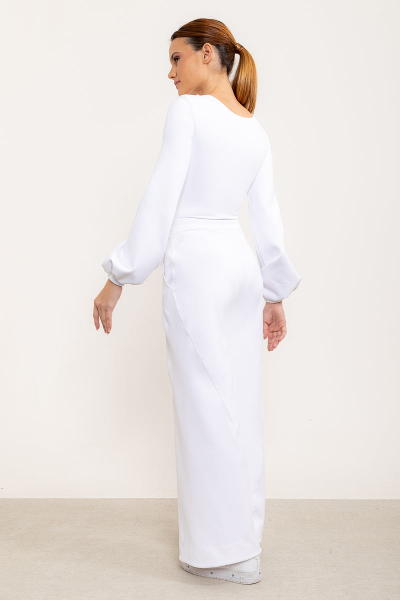 Calça flare Entusiasmo de cintura alta com bolsos laterais e tecido tecnológico - Branco ROWA DROP2