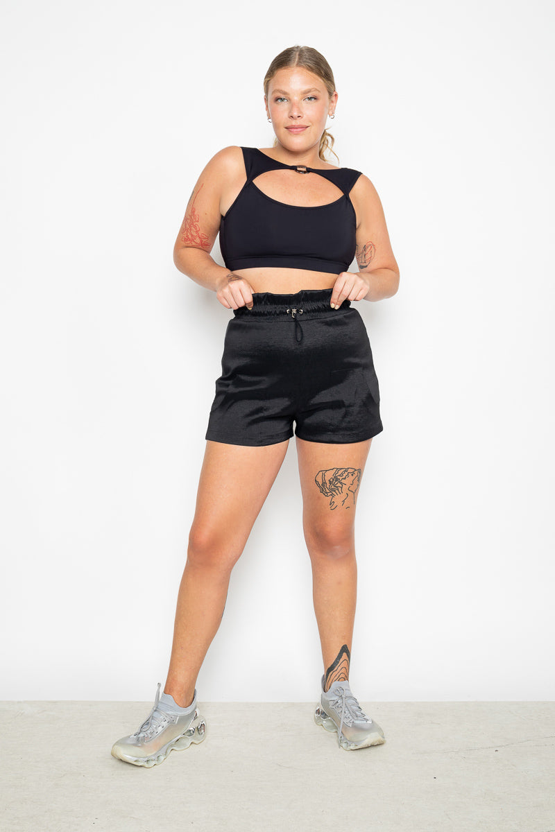 Shorts Euforia clochard em tafetá - Preto