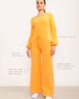 Calça flare Entusiasmo de cintura alta com bolsos laterais e tecido tecnológico - Laranja Citrus ROWA DROP2