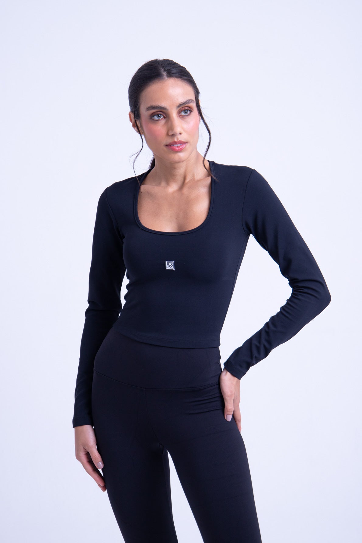 Basic Long Sleeve Crop Top - Black