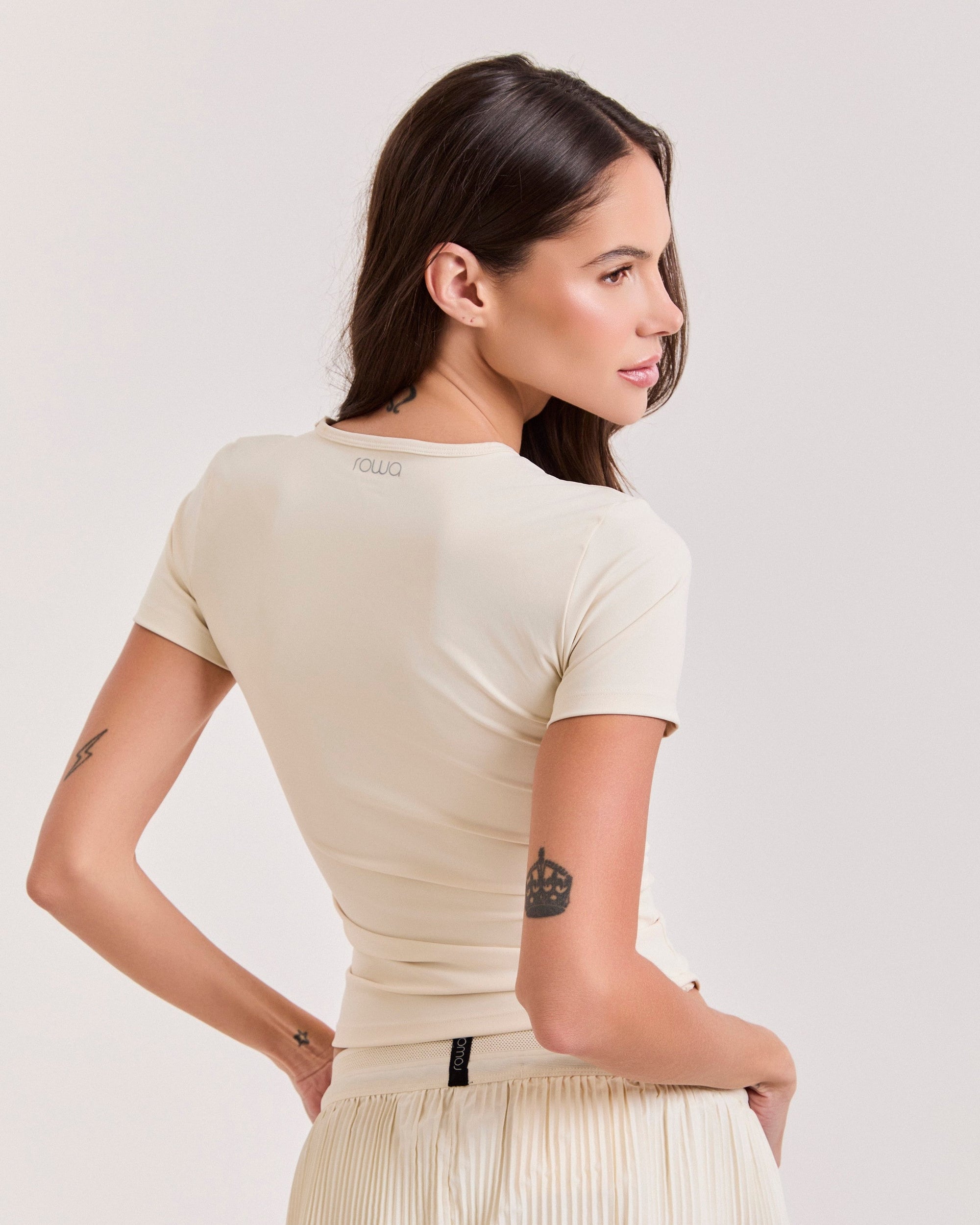 Camiseta Manu Cit Basic - Off-White ROWA STORE DI11