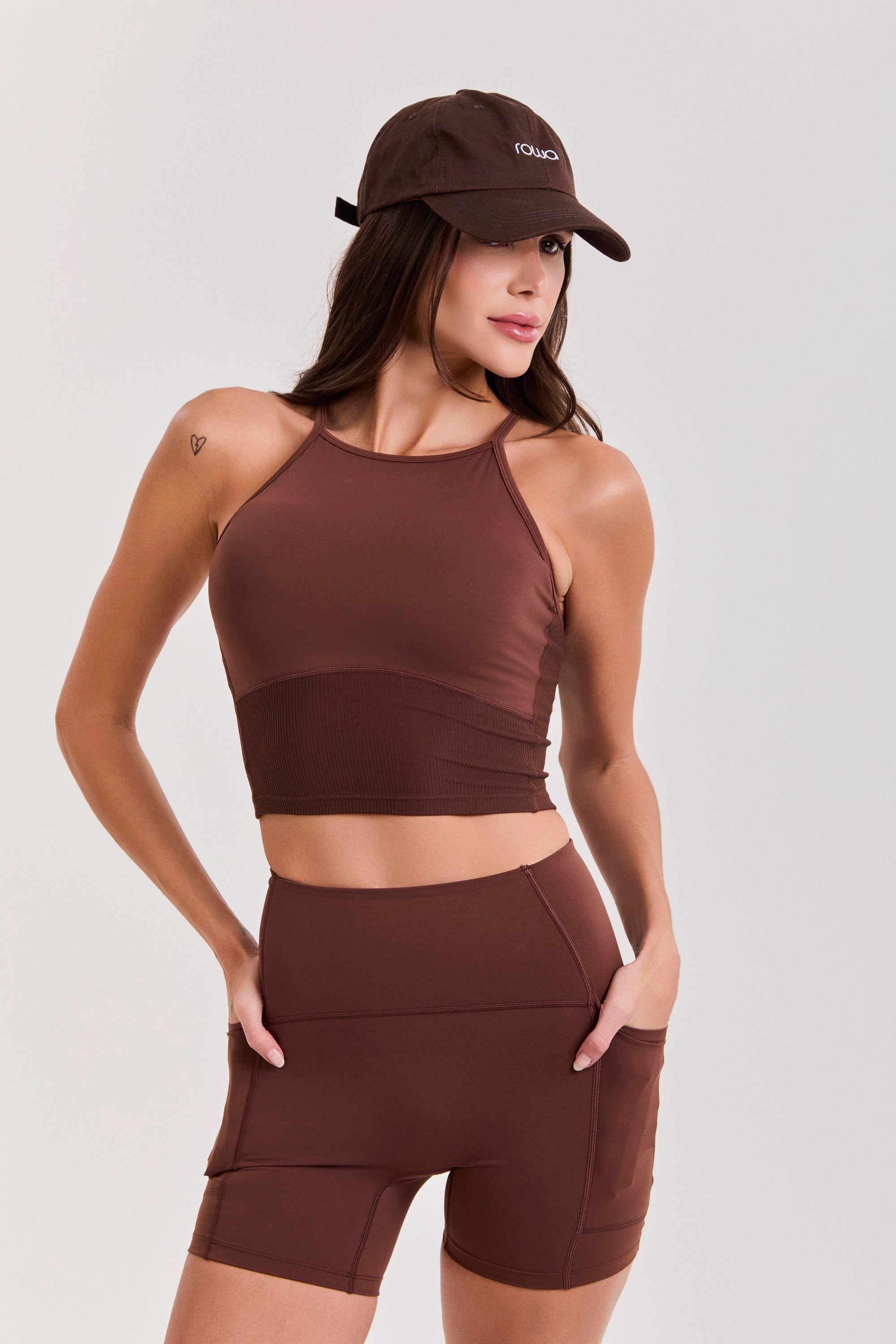 Bermuda Manu Cit Performance - Marrom ROWA STORE DI11