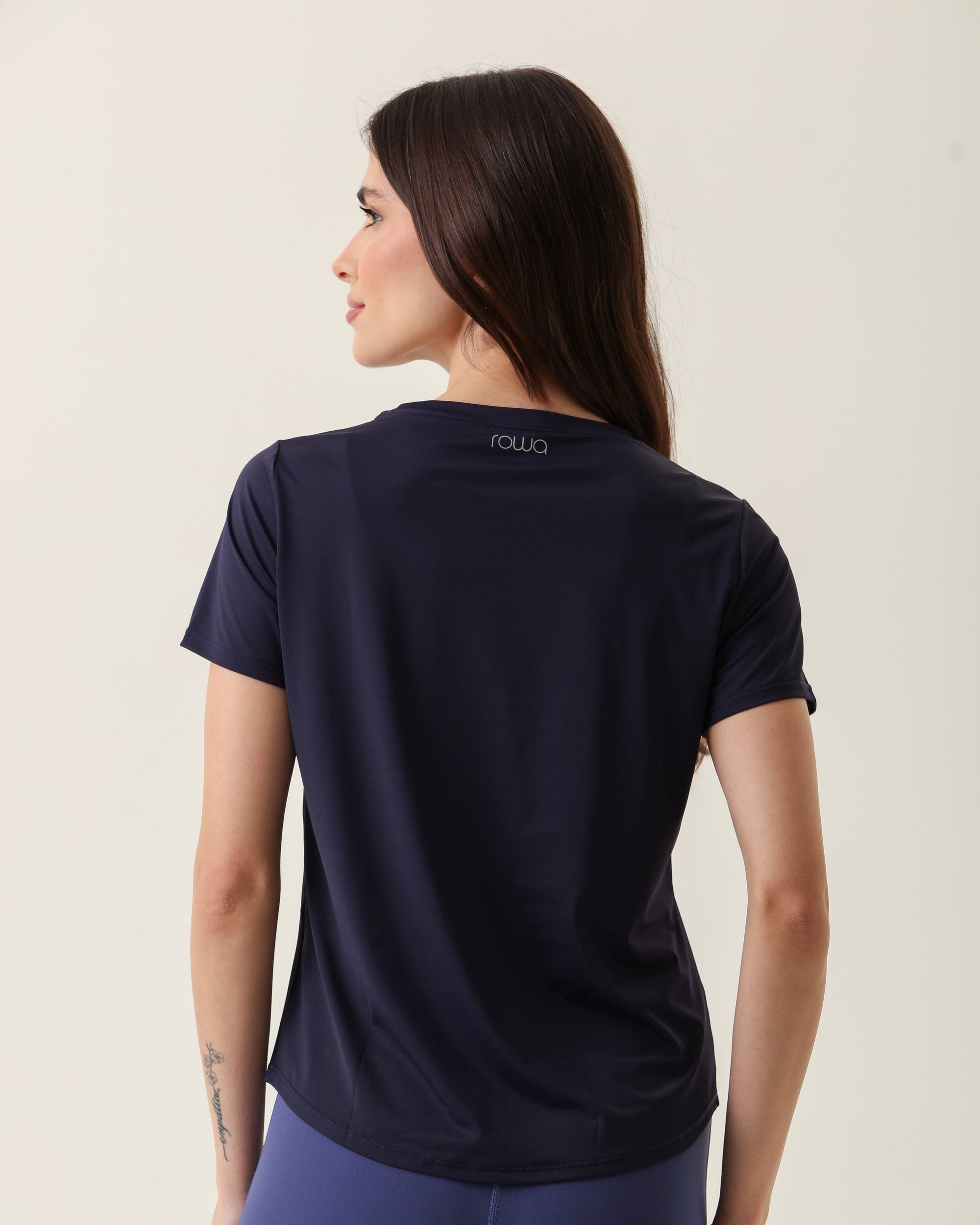 Camiseta Iara - Azul Marinho ROWA STORE DI9