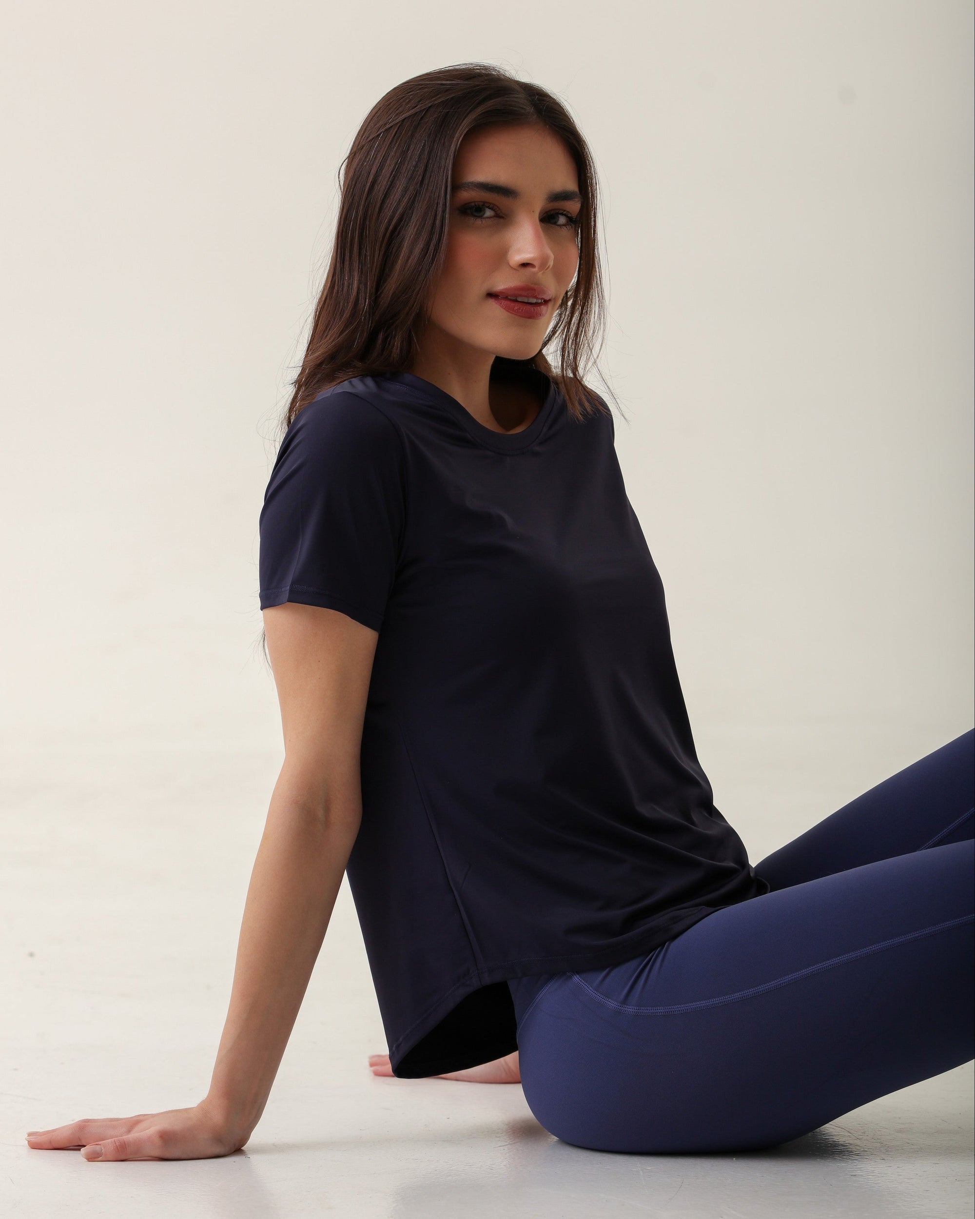 Camiseta Iara - Azul Marinho ROWA STORE DI9
