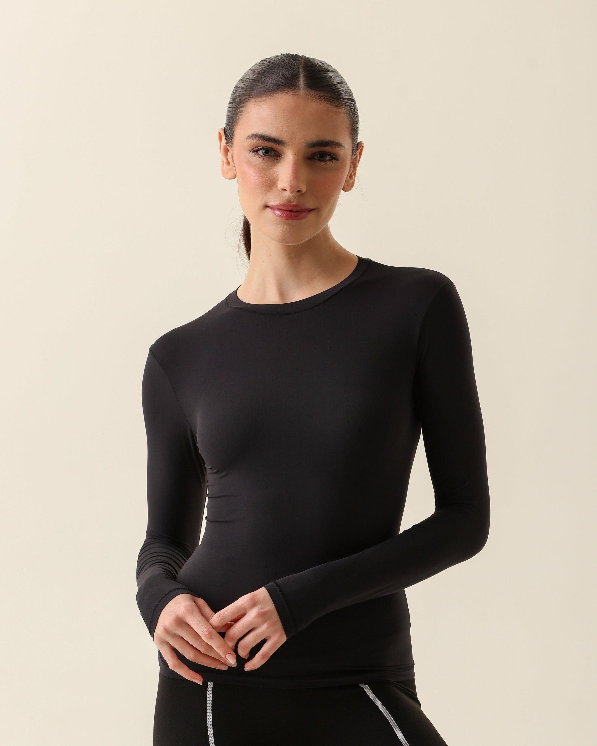 Camiseta Feminina Manga Longa Skim - Preto ROWA STORE DI9