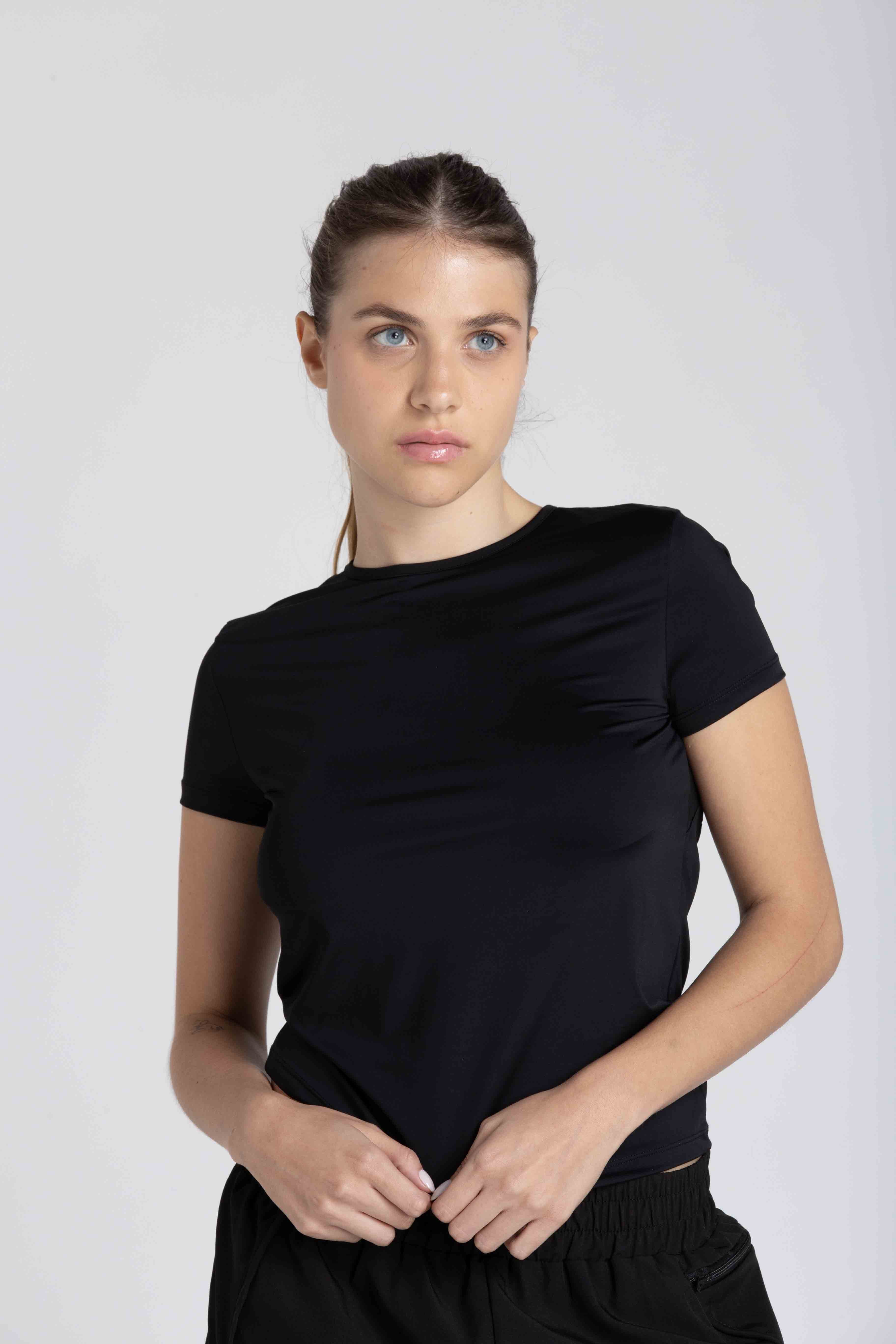 Camiseta Julia - Preto