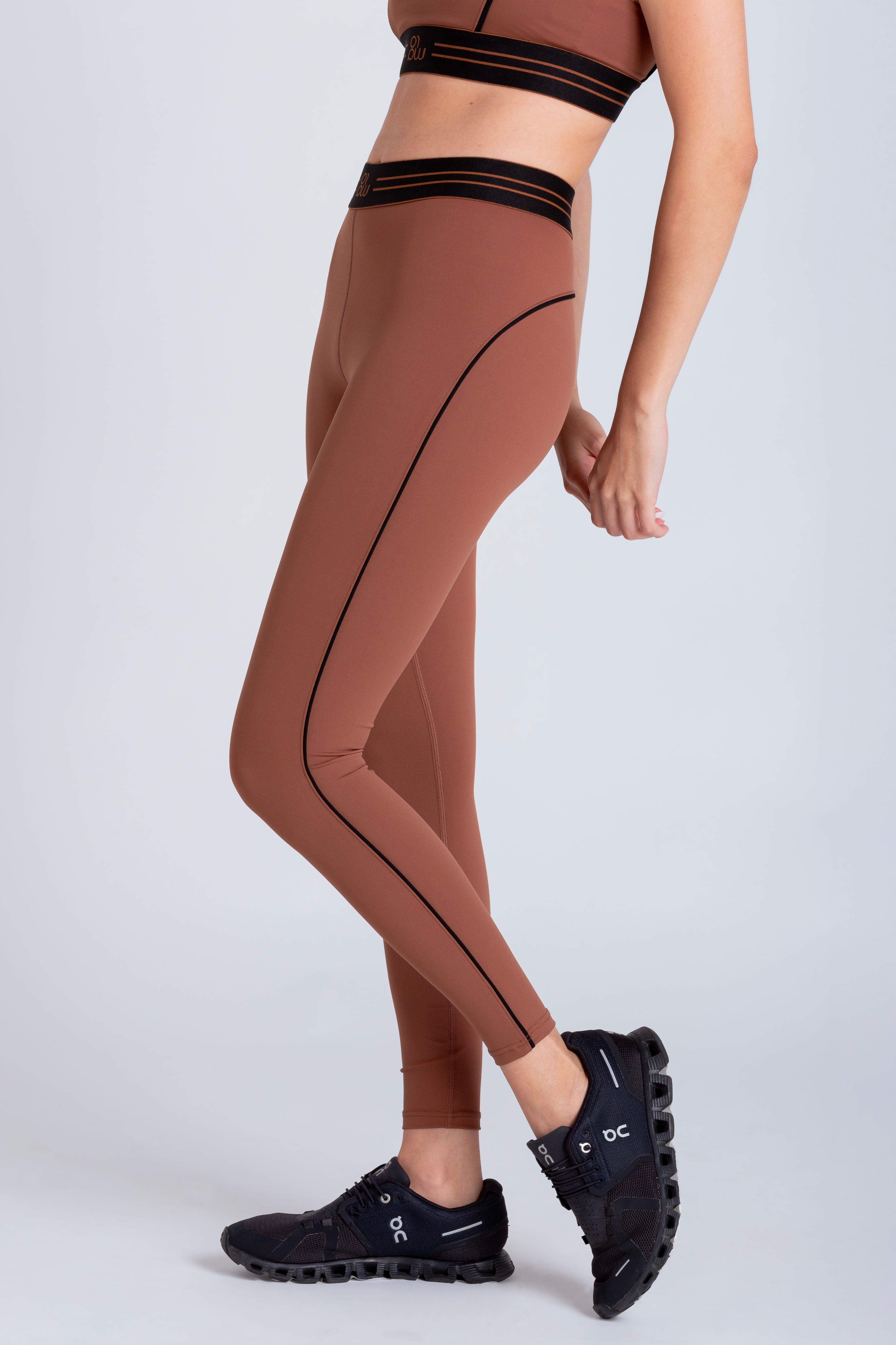 Legging Reverse com elástico na cintura - Marrom