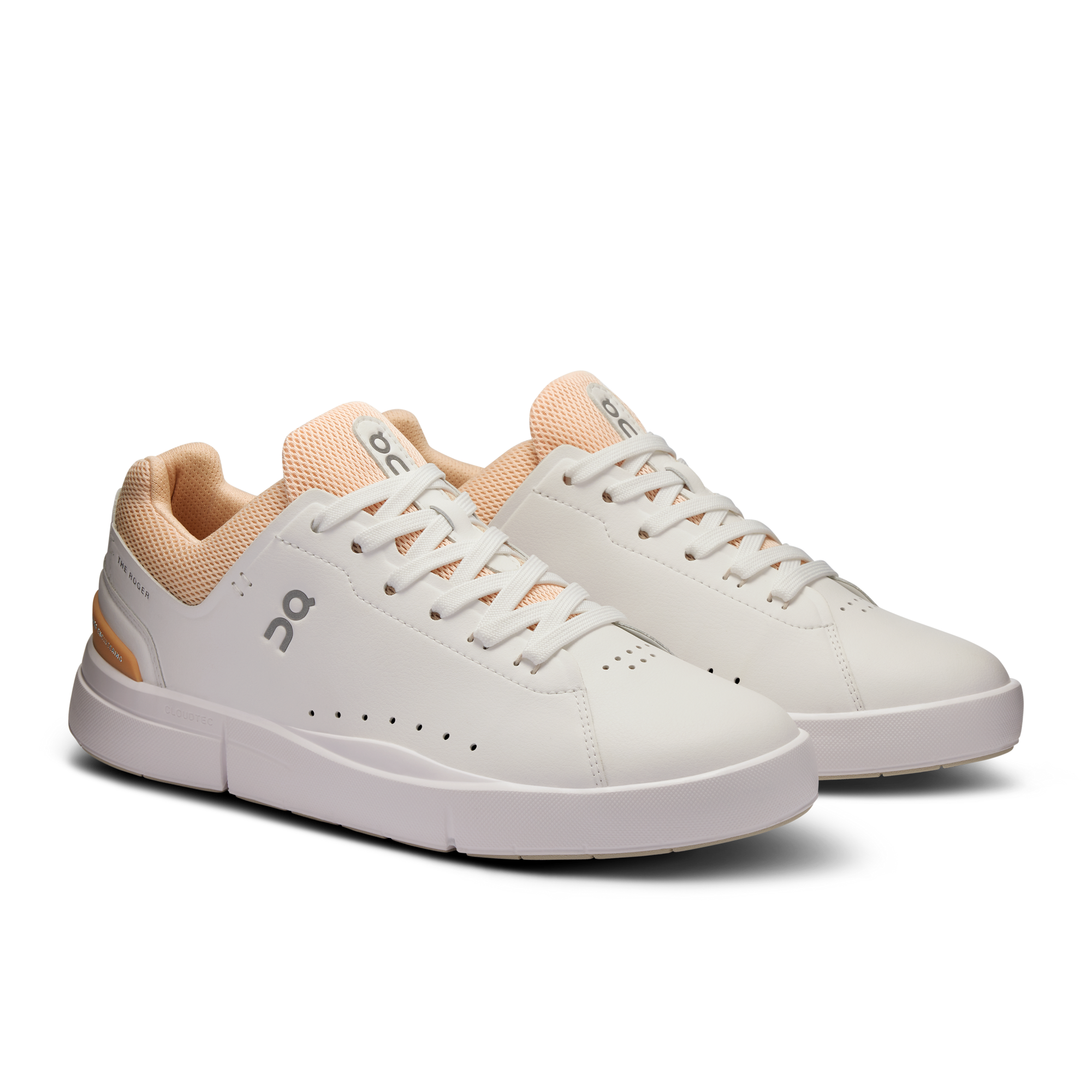 On The Roger Advantage 2 Women&#39;s White / Savannah