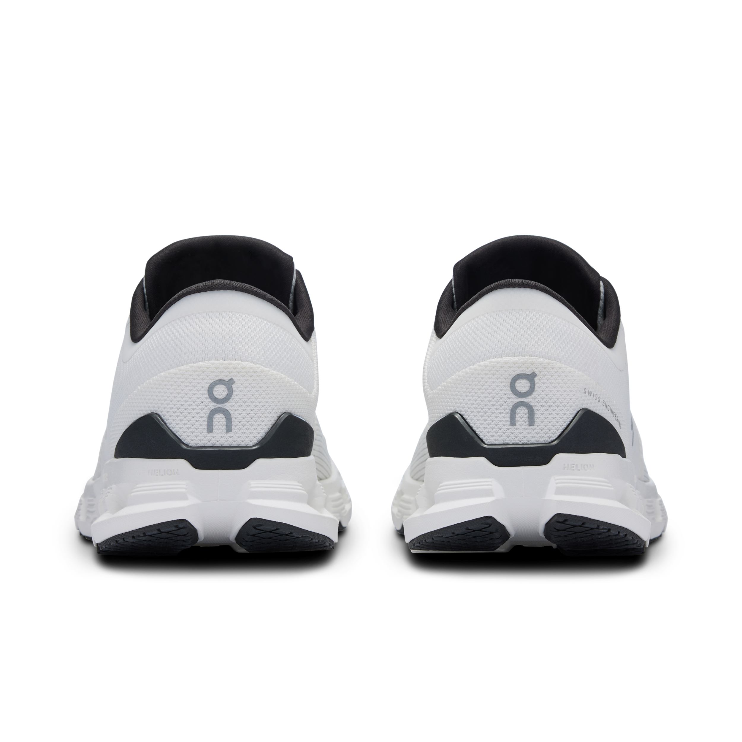 On Running Feminino Cloud X4 Ivory | Black