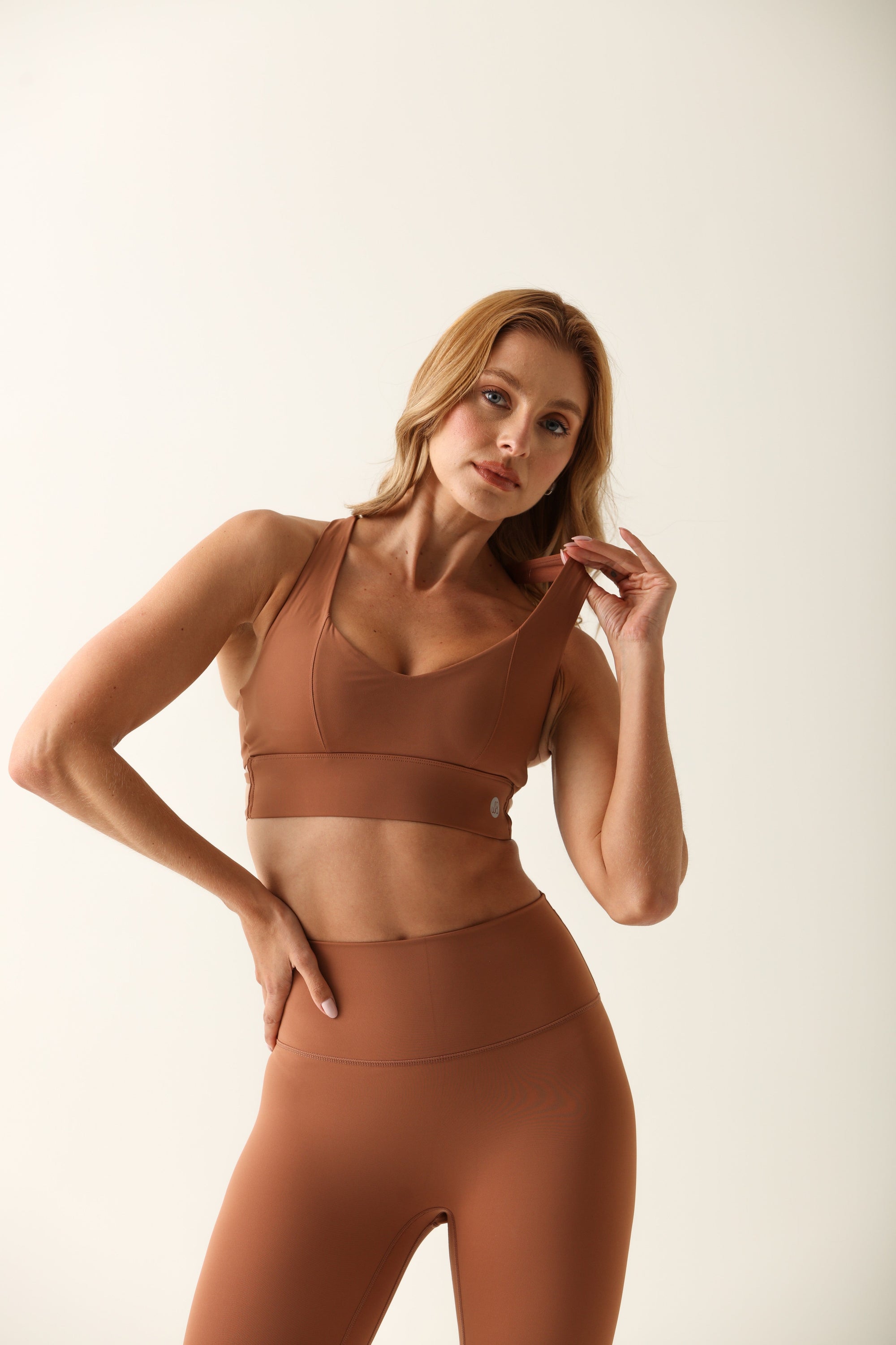Conjunto Tiana - Marrom ROWA STORE DI7