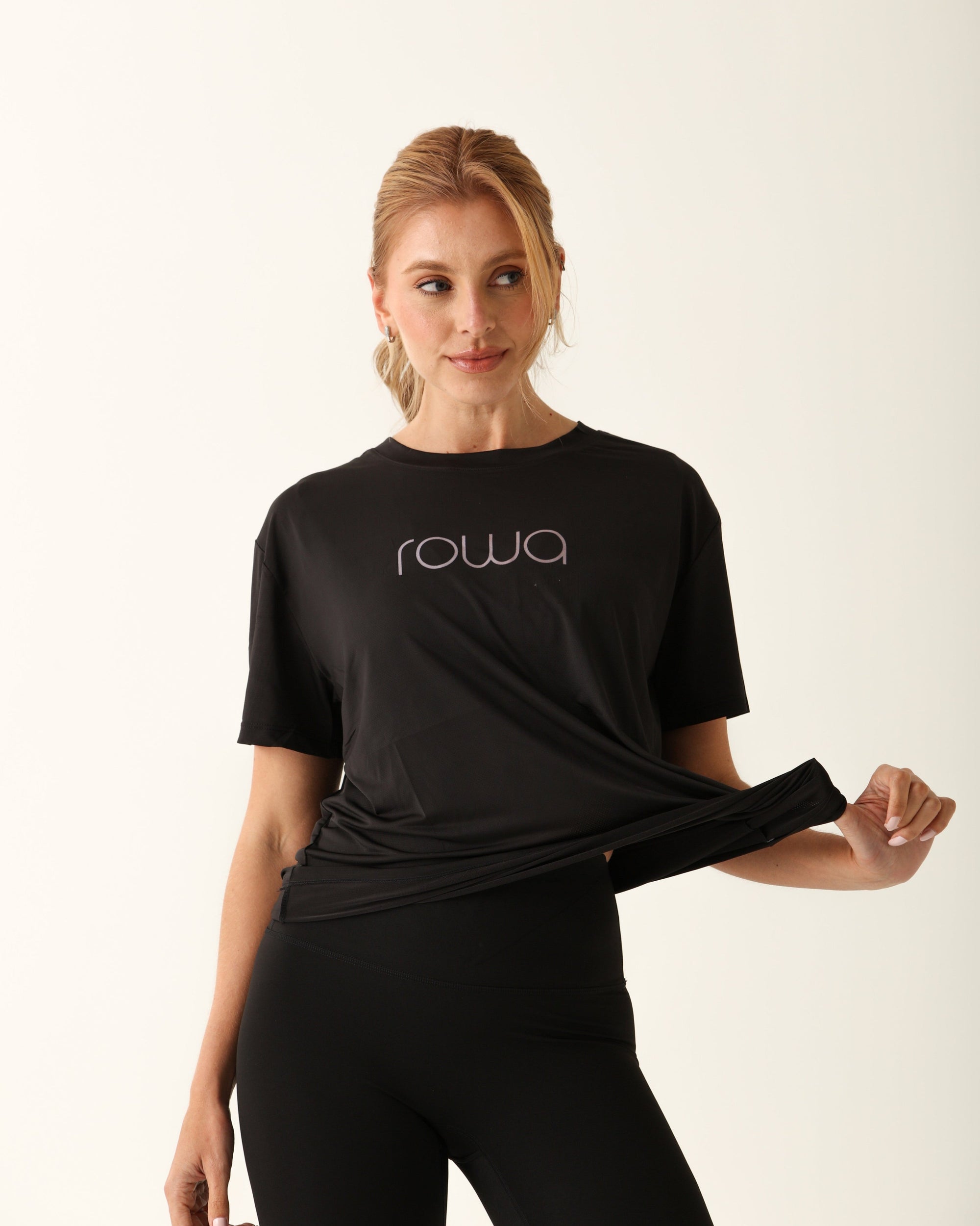 Camiseta Básica Rowa II - Preto ROWA STORE DI6