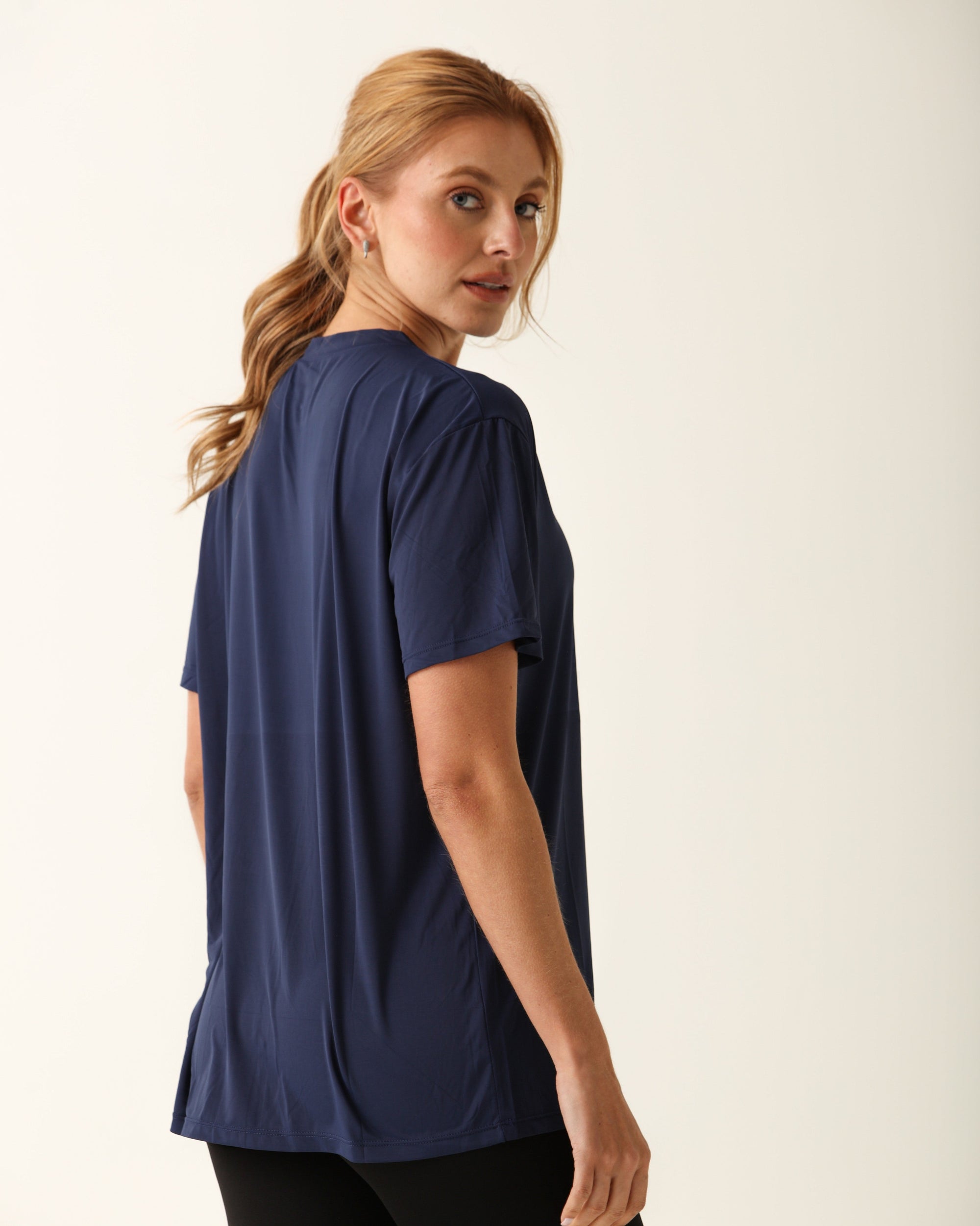 Camiseta Básica Rowa II - Azul Marinho ROWA STORE DI6