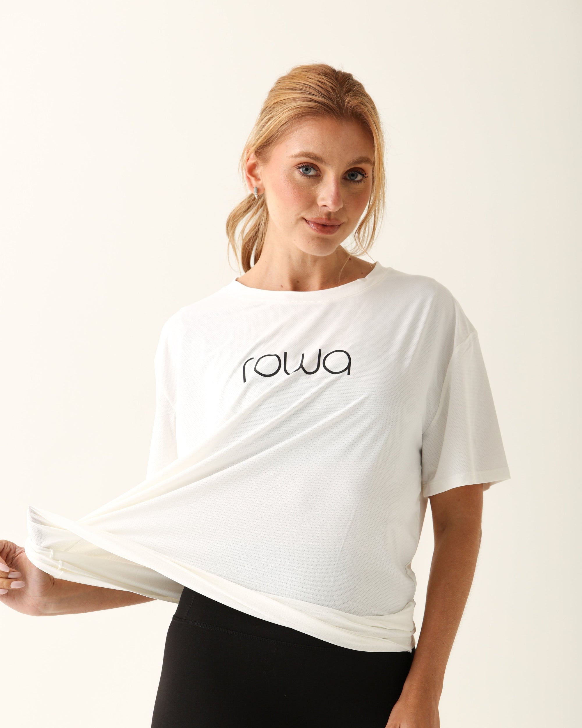 Camiseta Básica Rowa II - Branco ROWA STORE DI6