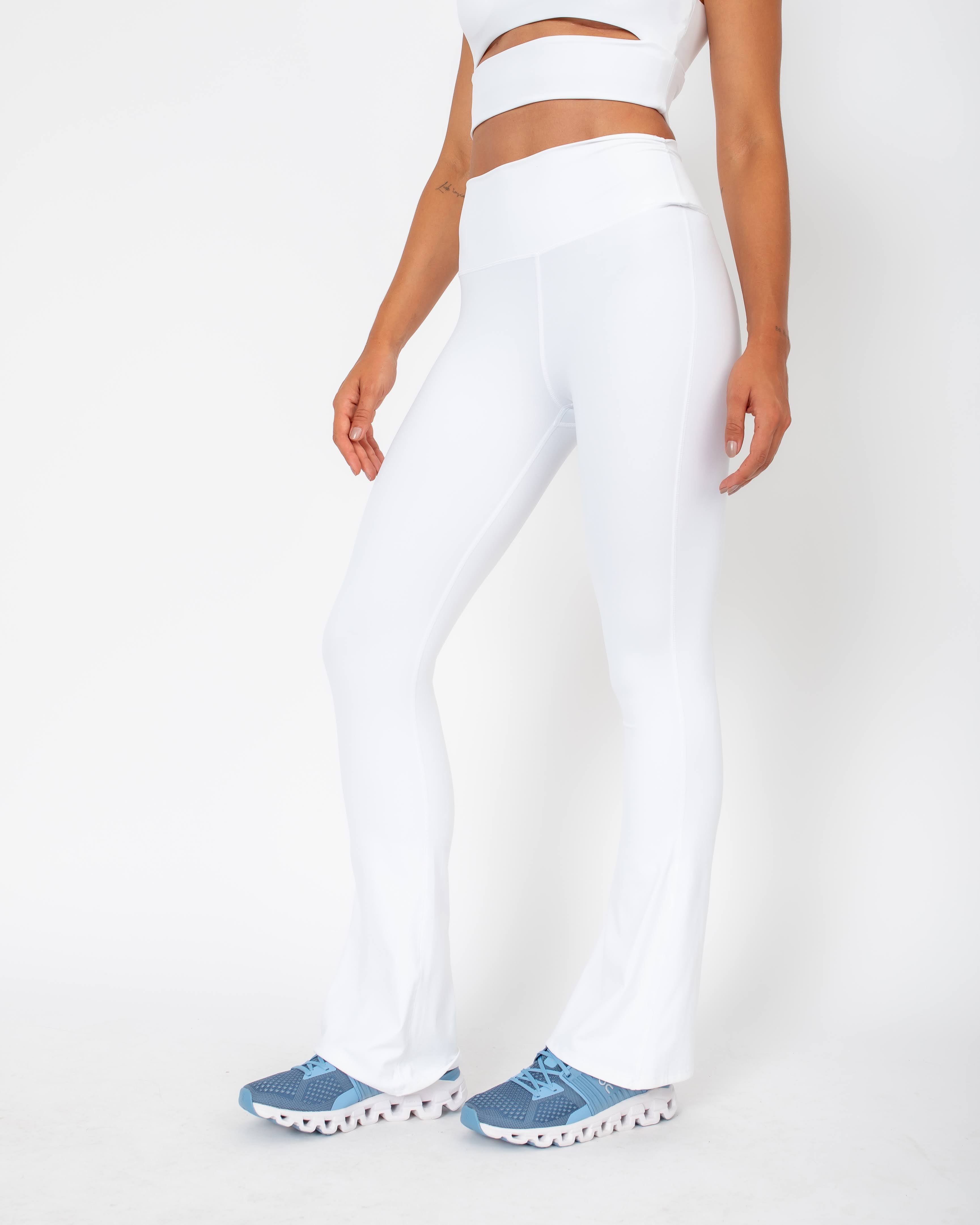 Calça Flare Isa - Branco