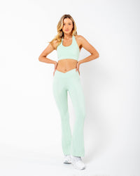 CALÇA LEGGING FLARE KEH - OLIVA