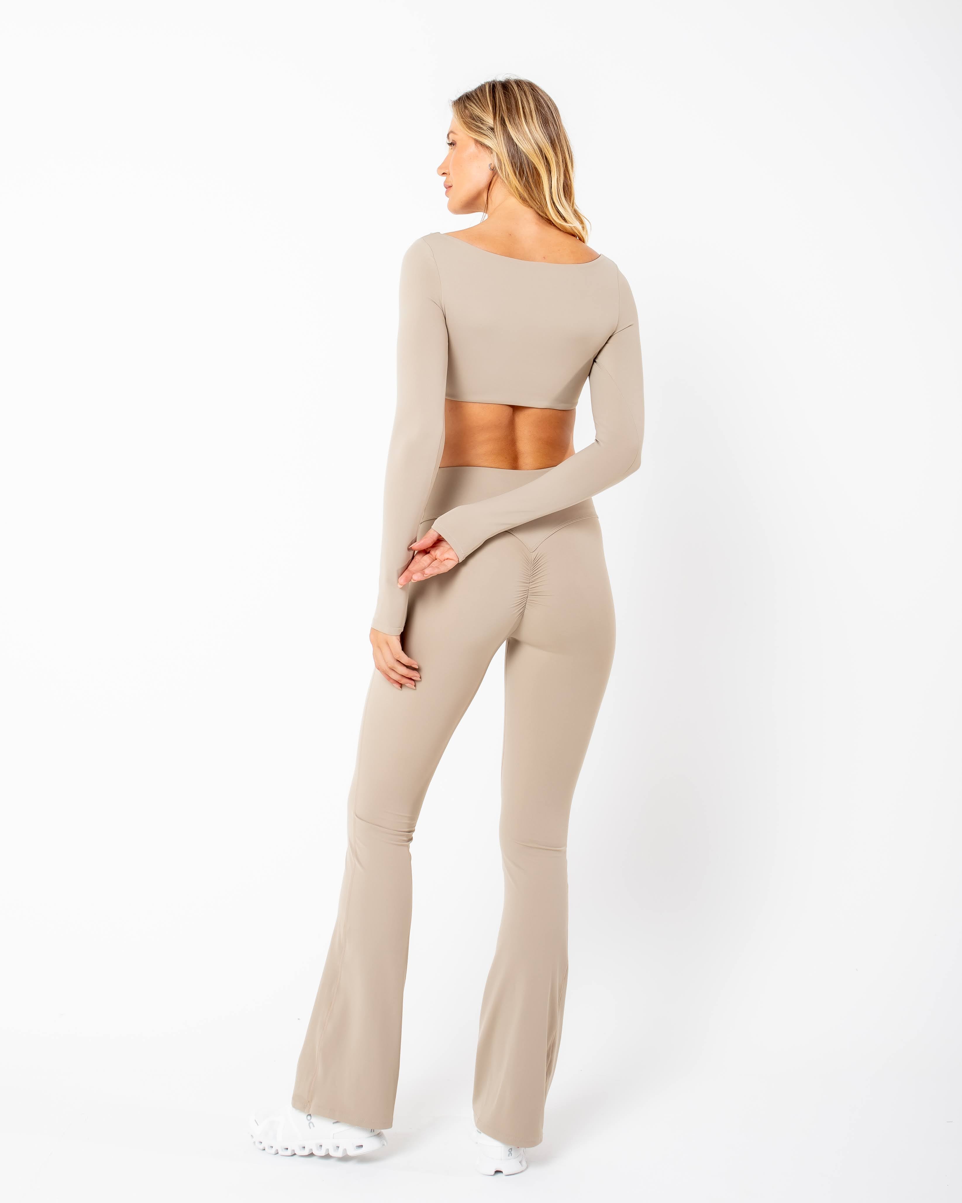 CALÇA LEGGING FLARE STAR - CINZA