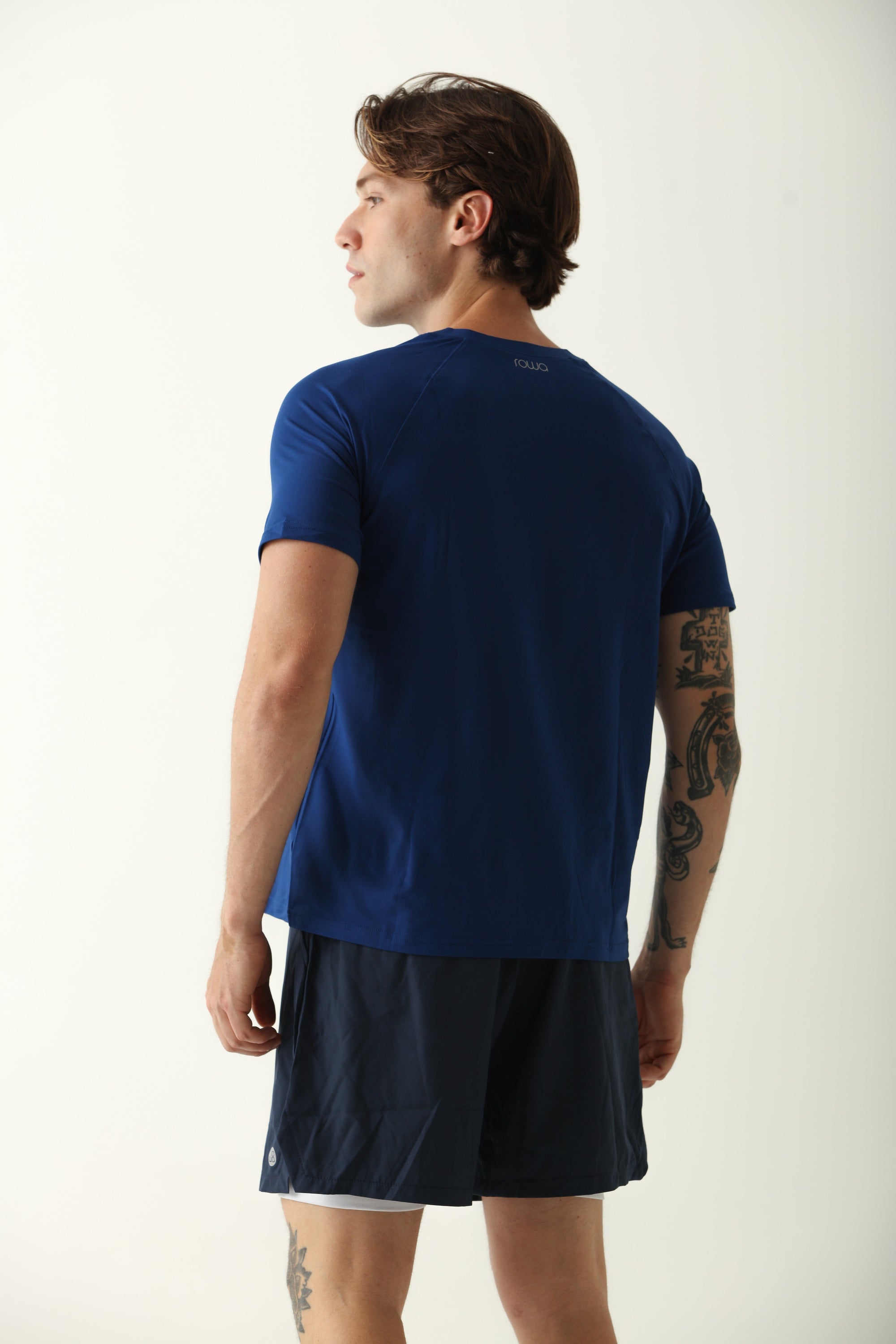 Camiseta Masculina Recorte Ombro 2 - Azul Marinho ROWA STORE DI8