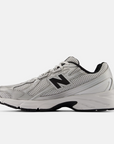 Tênis New Balance NB 740 Unissex - Preto | Branco