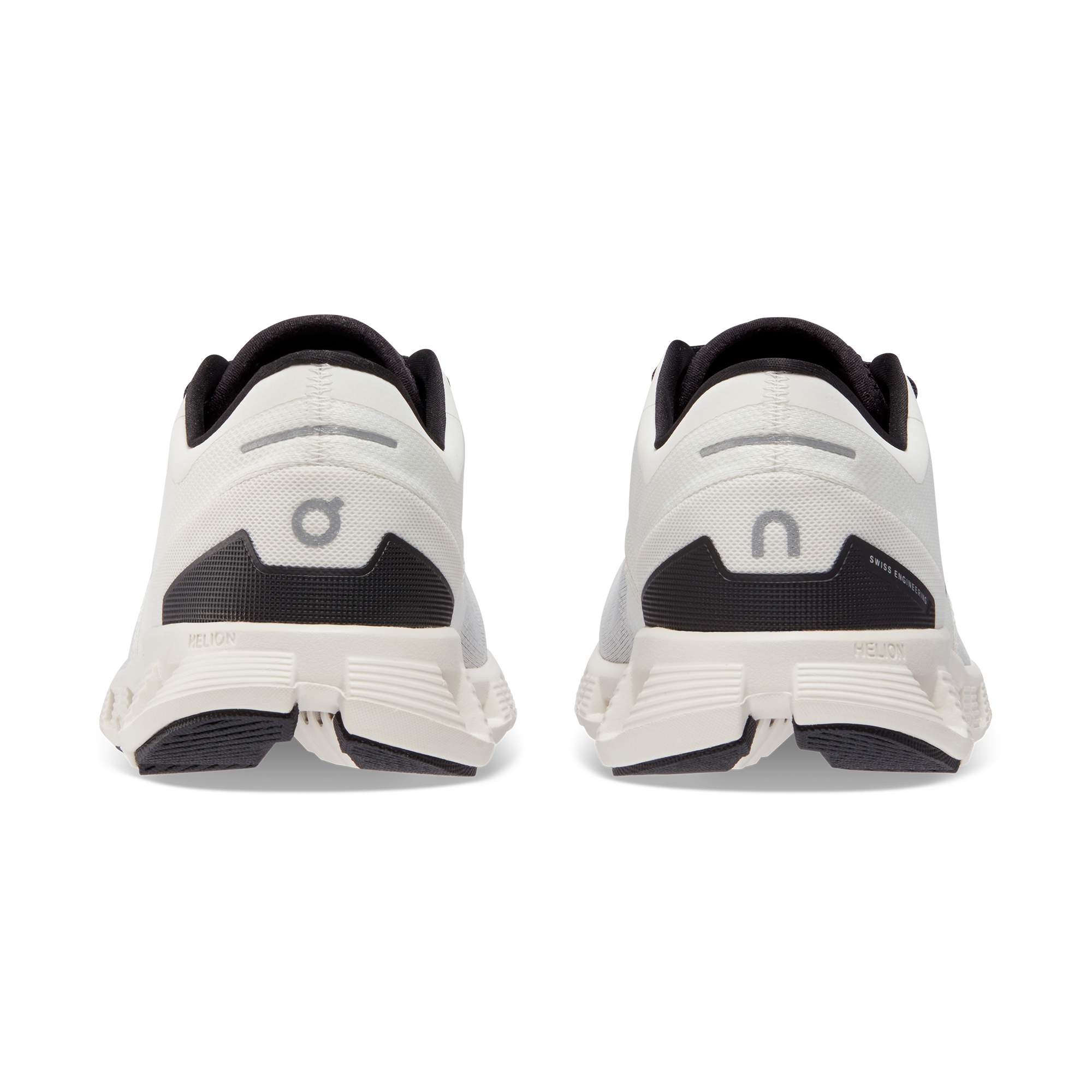 On Running Cloud X3 Feminino White | black